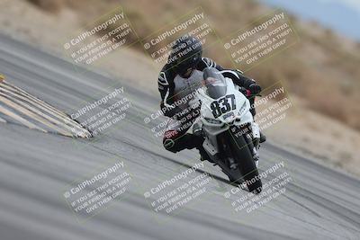 media/Sep-21-2025-Race Pace (Sun) [[98bf33ef95]]/Non Verified/5-Turn 16 (11am)/